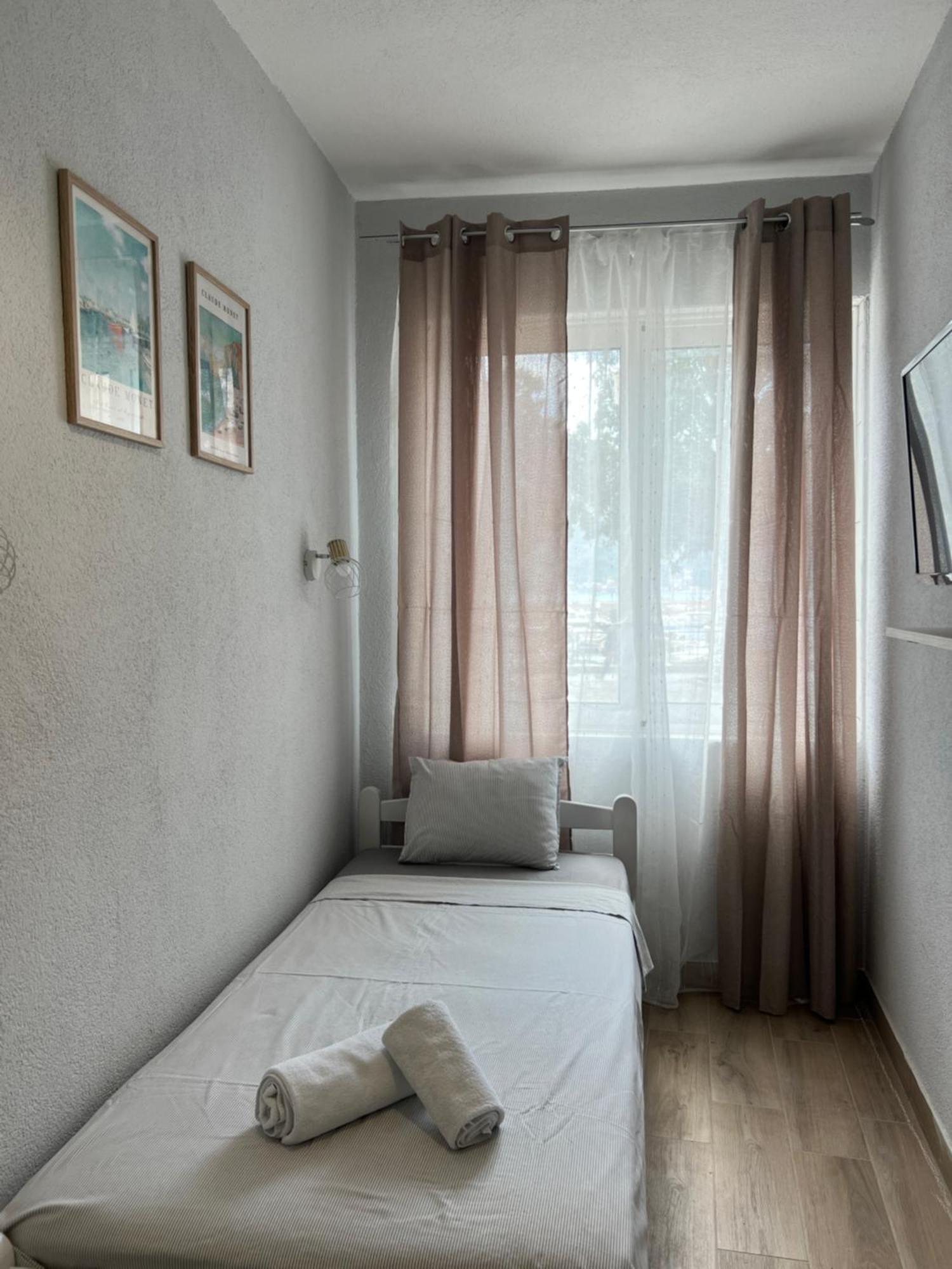 Apartments Astoria Hn Herceg Novi Eksteriør billede