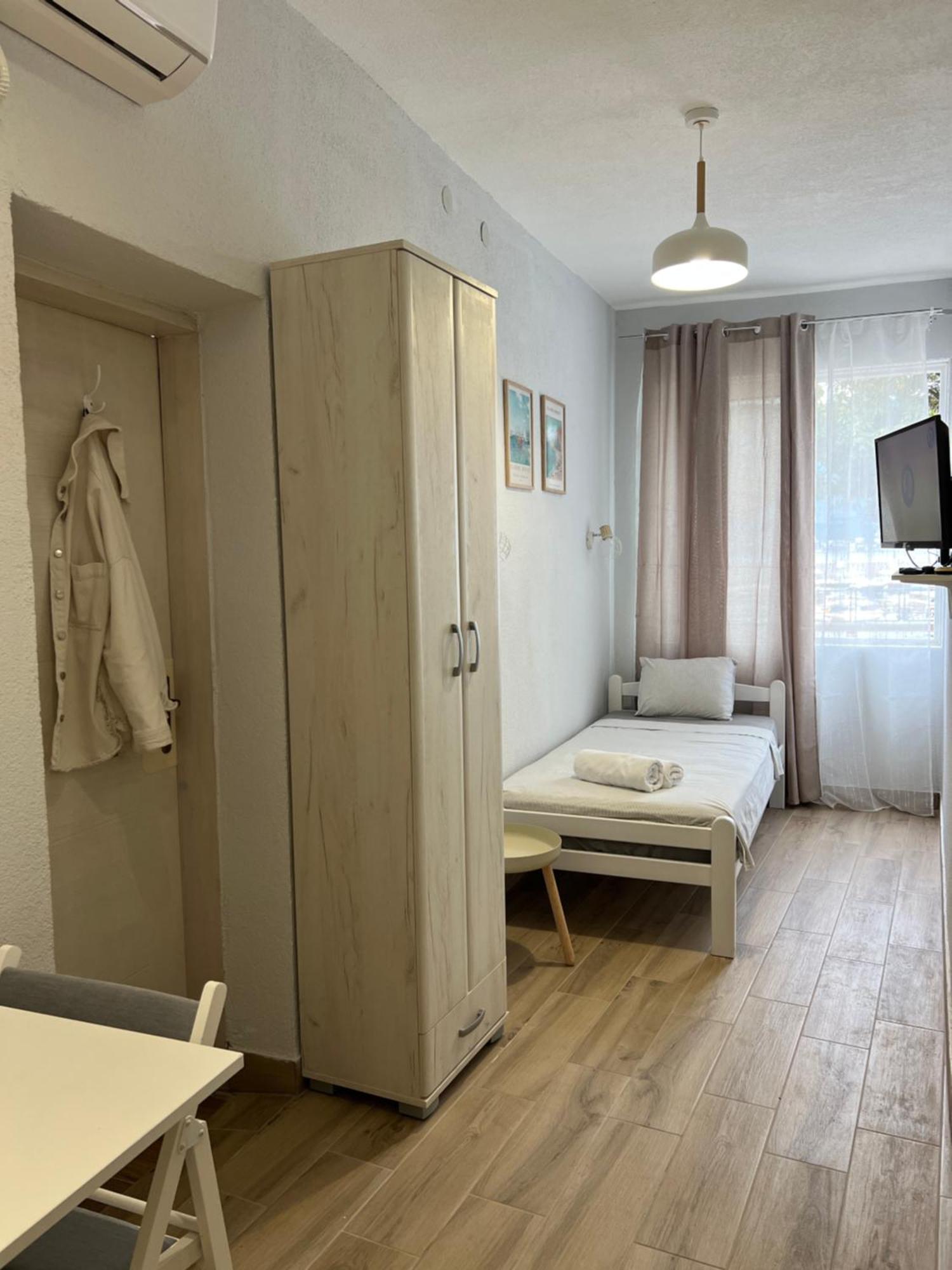 Apartments Astoria Hn Herceg Novi Eksteriør billede